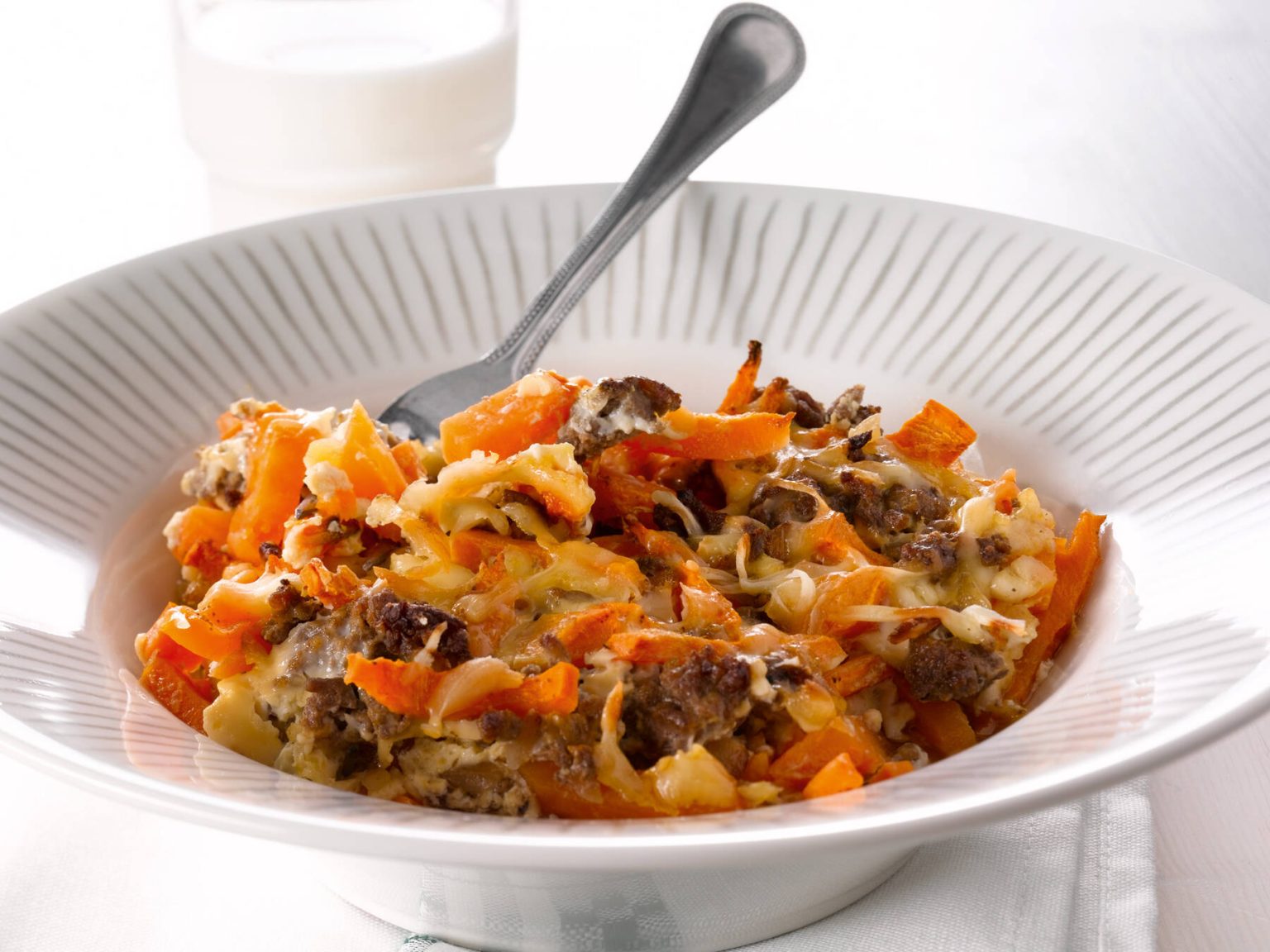 Jauhelihamakaronilaatikko Valio