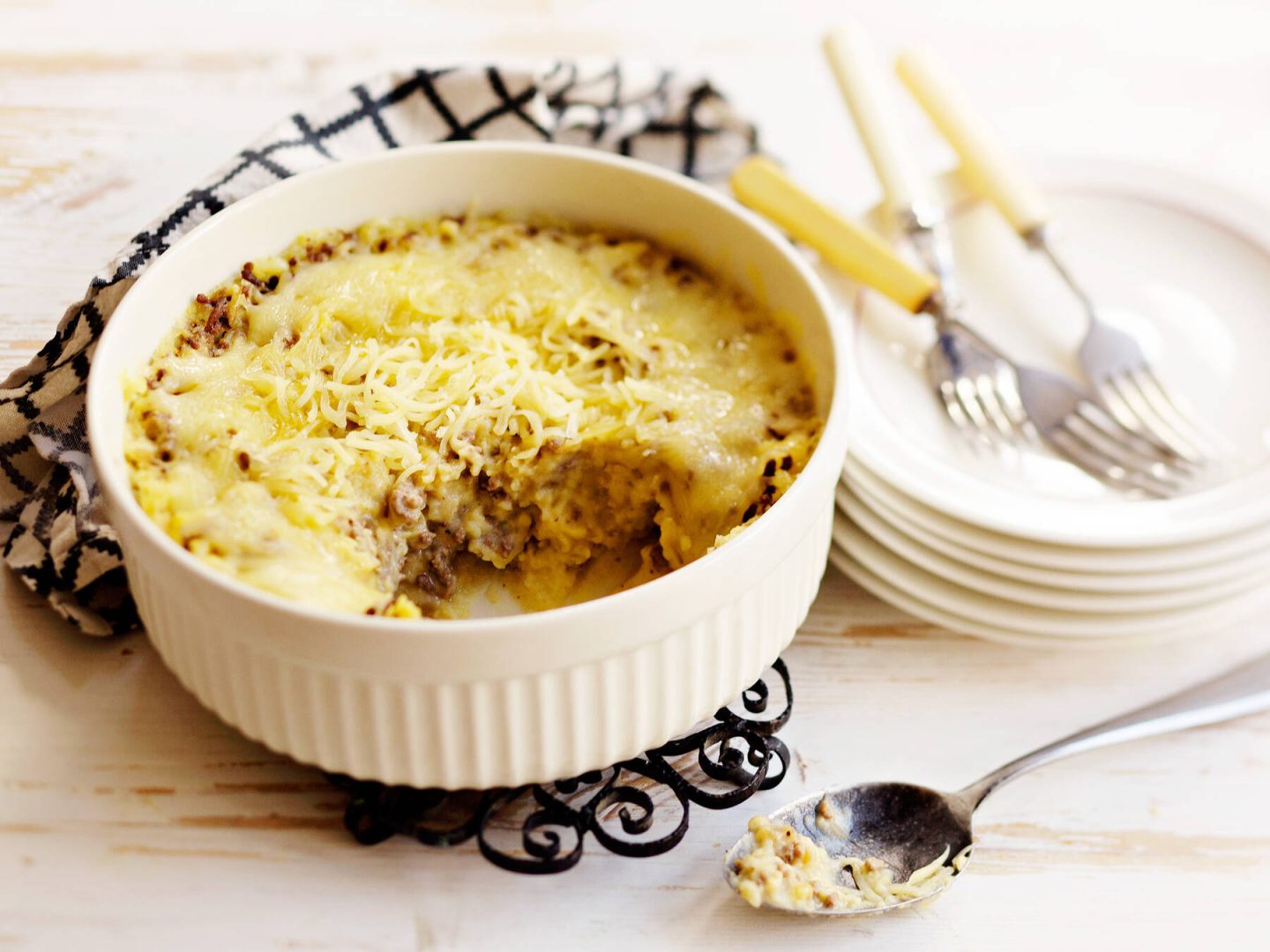 Jauhelihamakaronilaatikko Valio