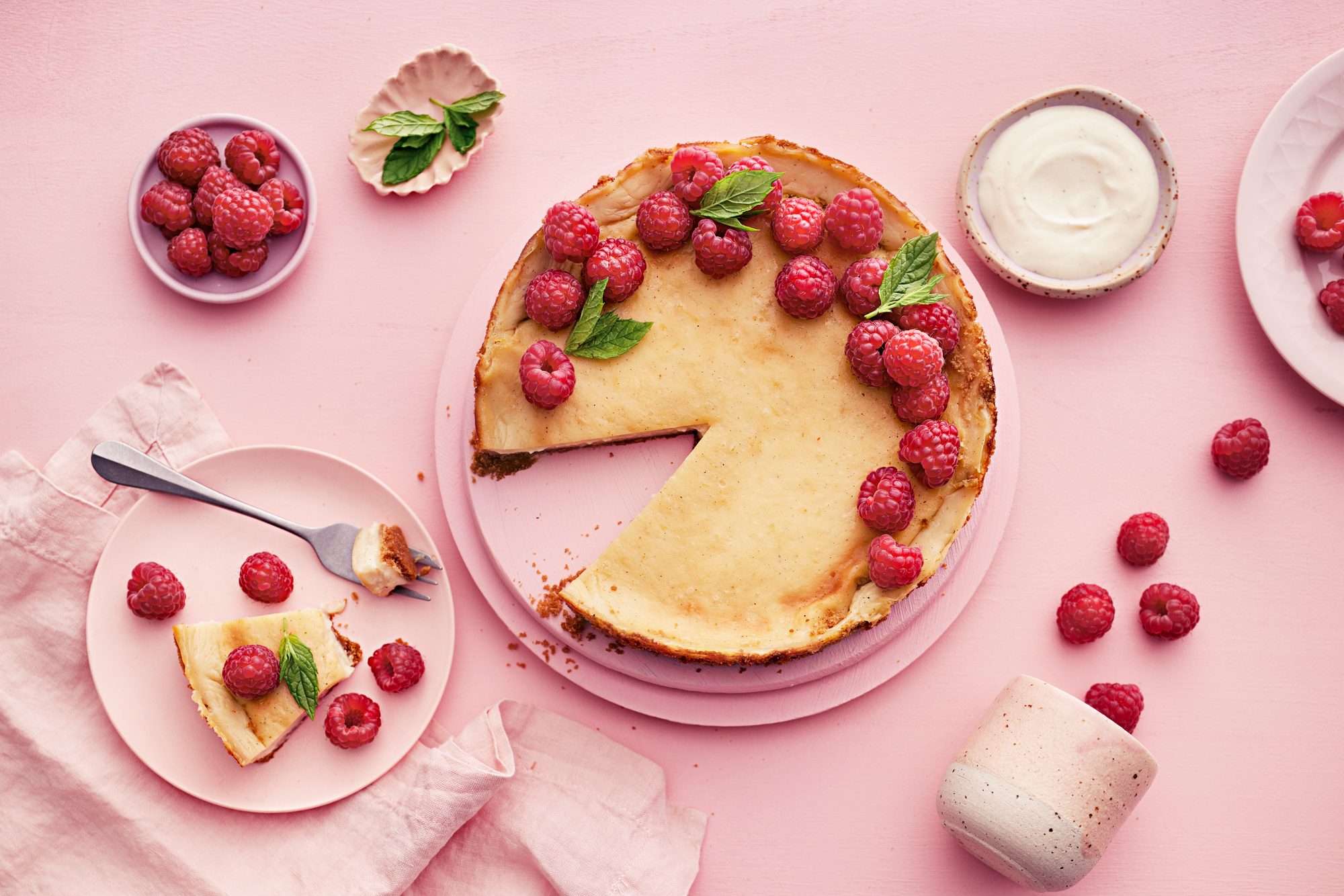 Vegaaniset kakut Valio